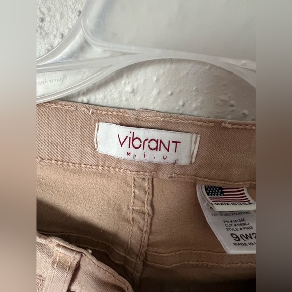 Nude Distressed High Waisted Vibrant Skinny Jean size 9(w28) - Picture 3 of 5